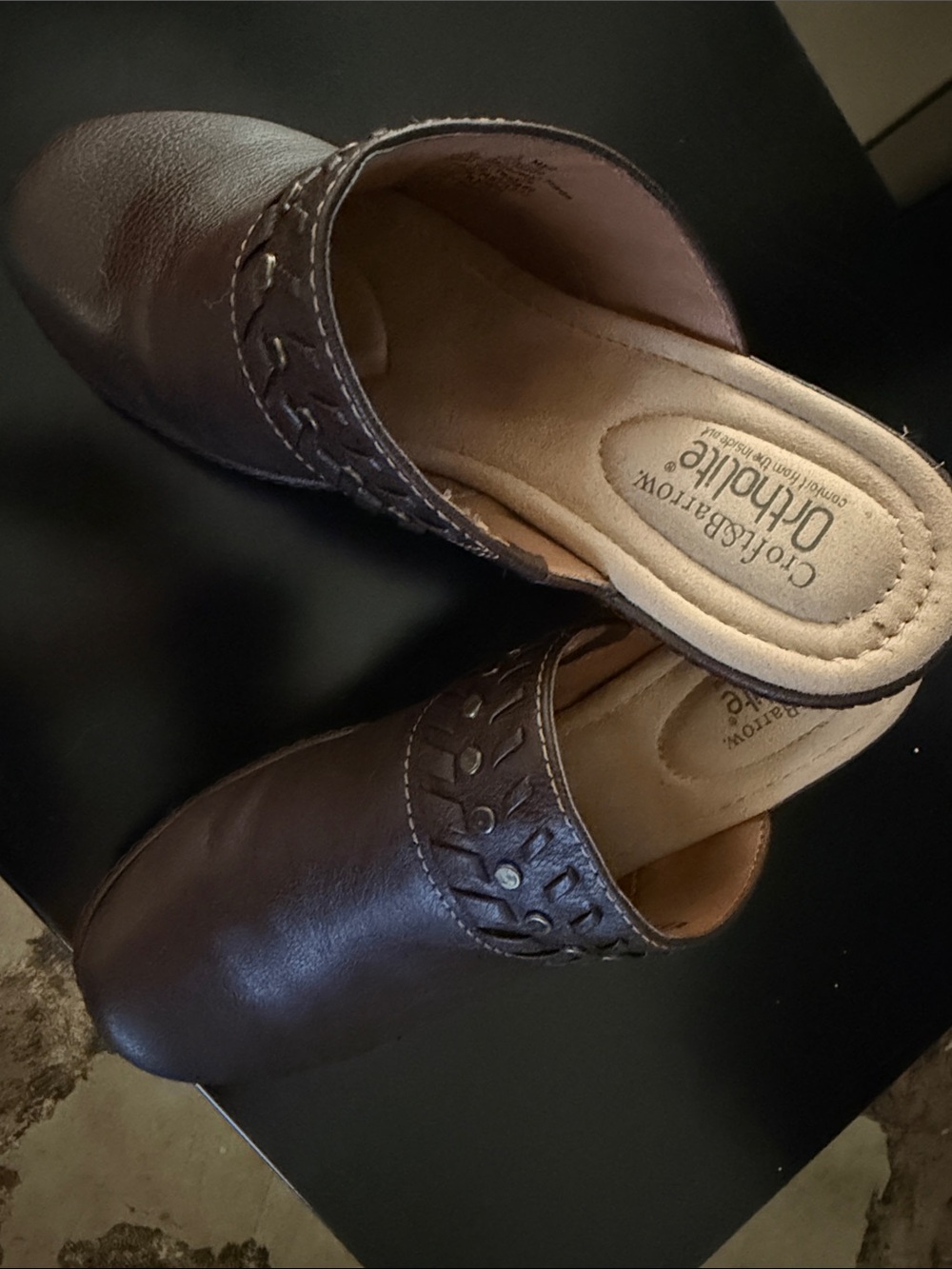 Clarks Brown Leather Slip-On Clog Mule with Cutout Band